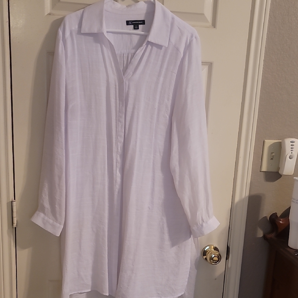 Womens White Shirt, Duster